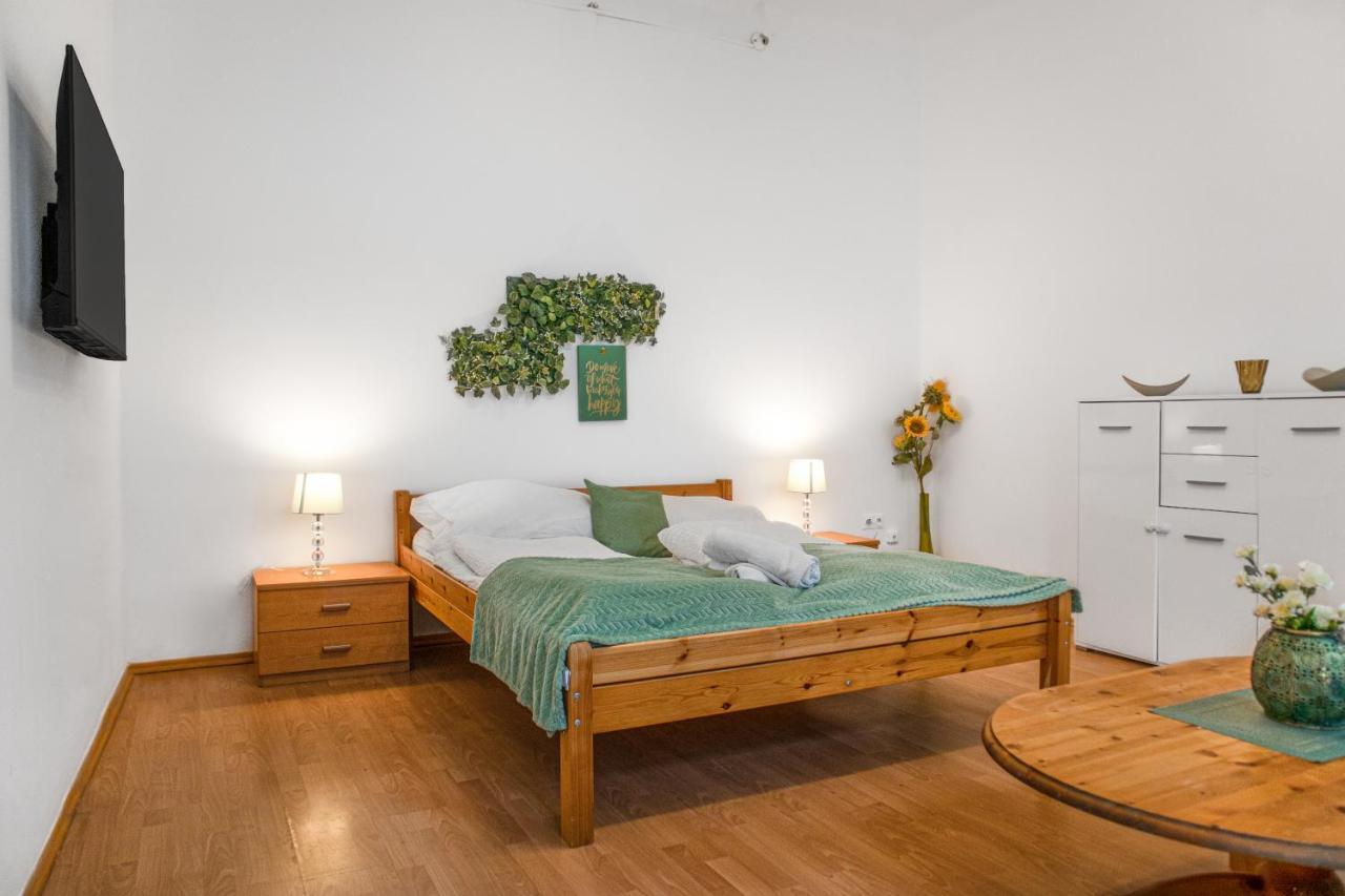 Elegant 2Br Apartment - Near Bahnhof Wien Meidling Buitenkant foto