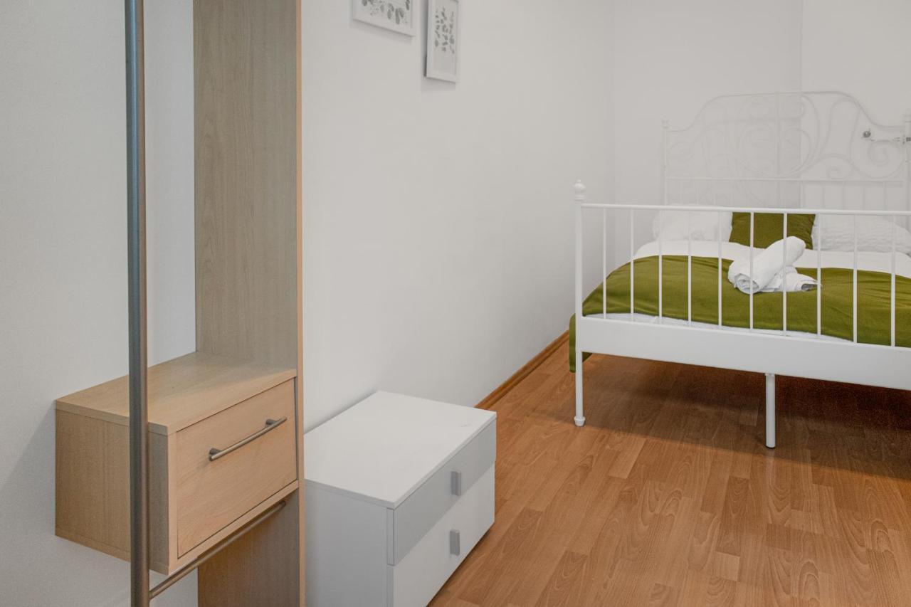Elegant 2Br Apartment - Near Bahnhof Wien Meidling Buitenkant foto